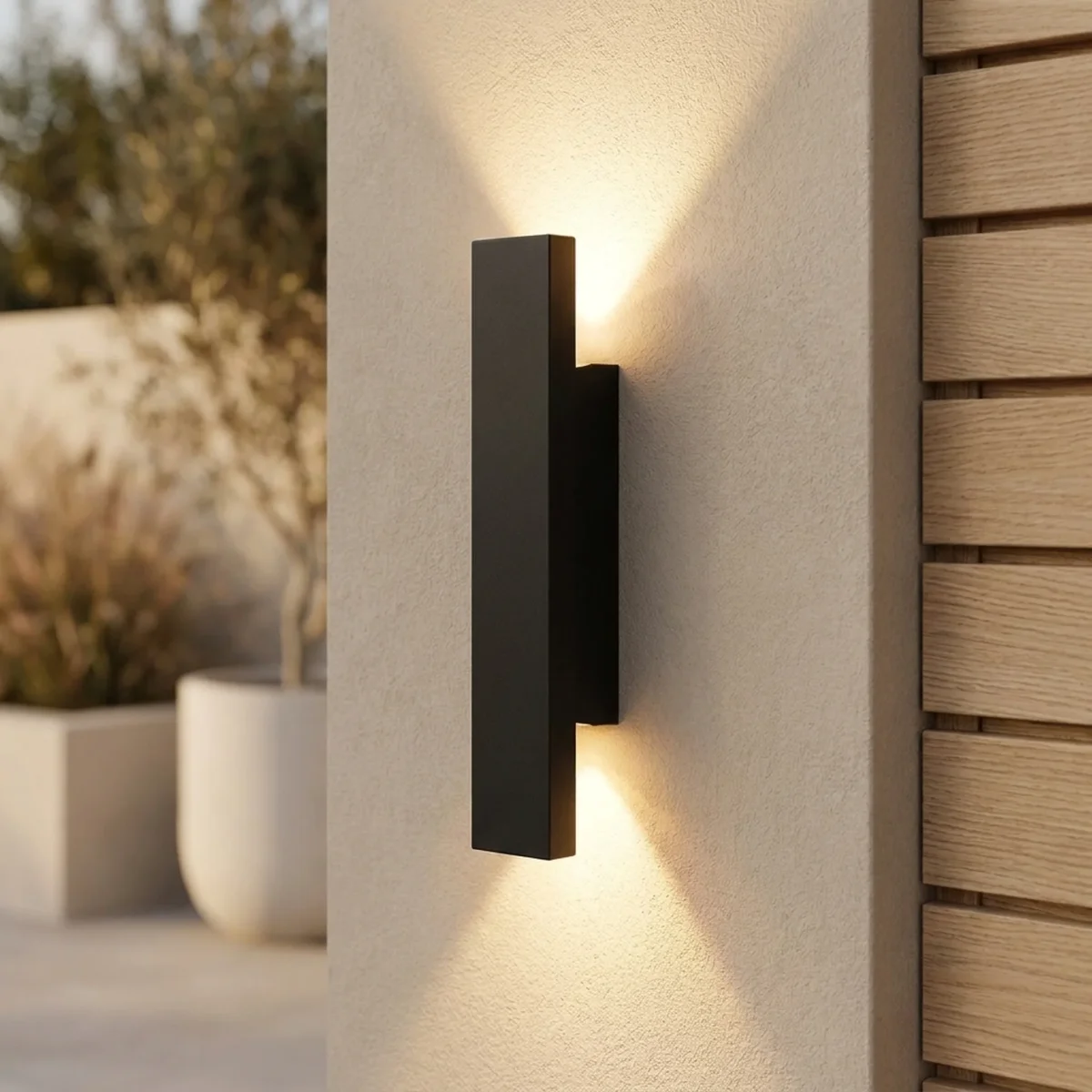 WALLCREST – Outdoor Up-Down Wall Light for Distinctive Exterior Lighting - Imagen 4