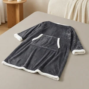WARMHAVEN – Wearable Sherpa Blanket for Cozy Relaxation