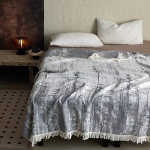 BRUSHREST – Abstract Ink Blanket for Effortless Home Comfort