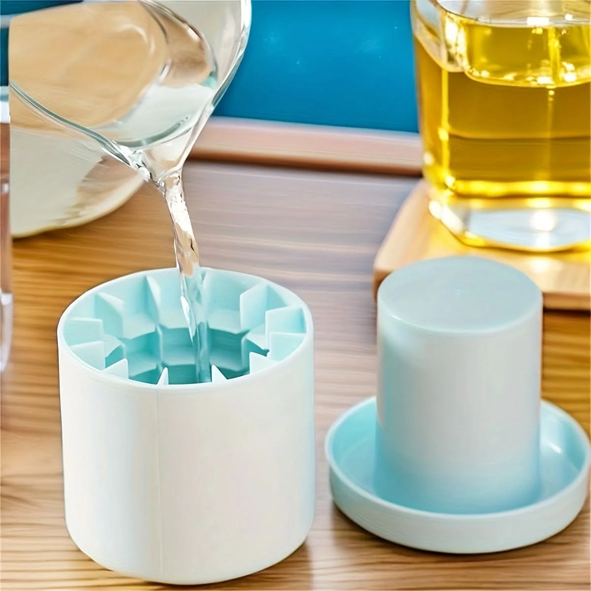 ICEVAULT – Silicone Ice Cube Maker Bucket Mold - Imagen 4