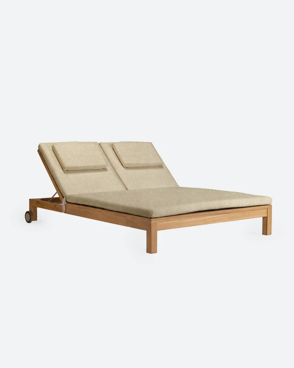 Tumbona de exterior GENESIS de madera de teca 201 x 139 x 27 cm con colchón color marfil (Ivory) - Imagen 3
