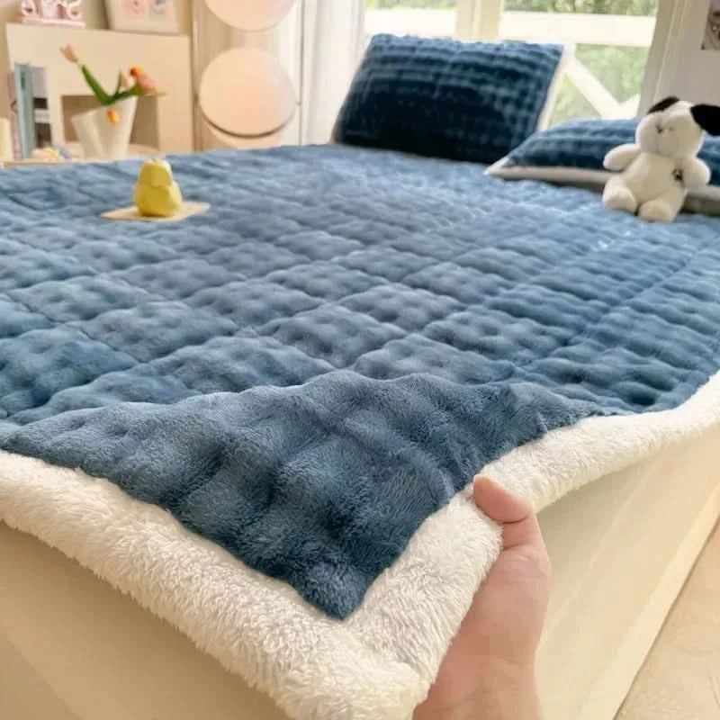 COZYTATAMI – Warm Foldable Mattress Cover Plush Comfort - Imagen 7