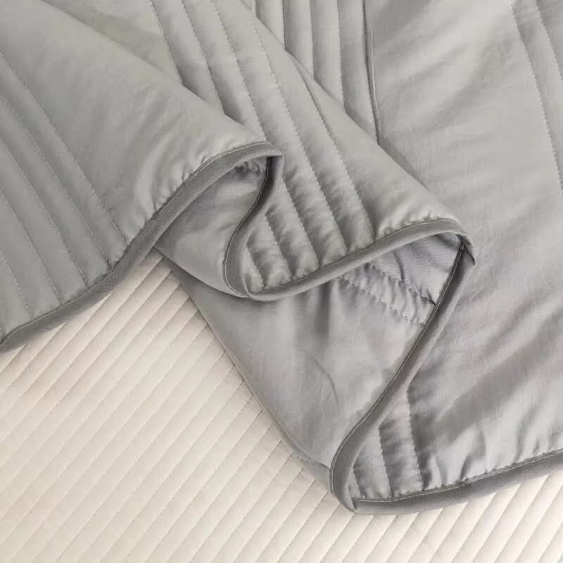 FIBERCHILL – Thin Cooling Blanket Soft Breathable Feel - Imagen 4