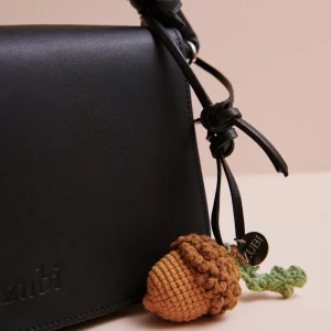 CHARM CROCHET BELLOTA